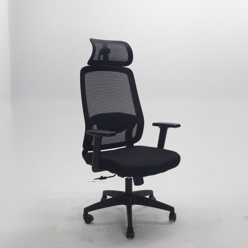135055940-2.jpg