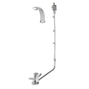 Llave para lavabo con pedal expuesto