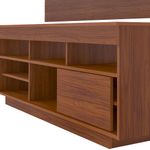 135054458-3.jpg