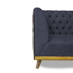 135055648-2.jpg