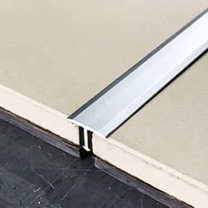 Dilatador T Aluminio 14mm X 8mm X 2.5m - Matt Silver